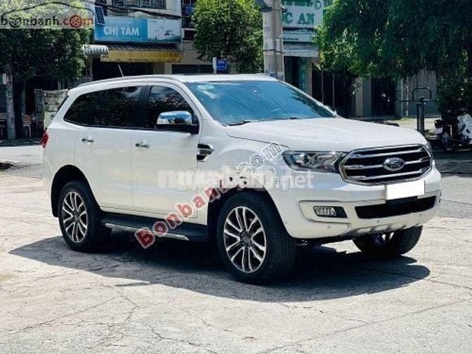 Ford Everest Titanium 2.0L 4x4 AT 2018