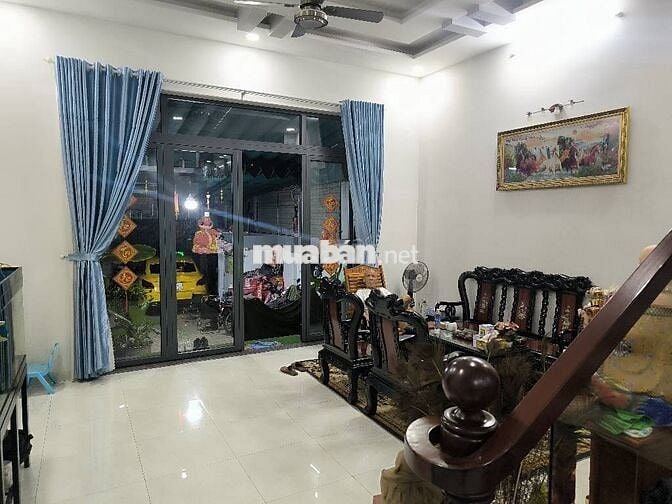 162m2 full thổ.3 tầng. MT đường 20. Ngay gigamail. View sông 23.6 ty