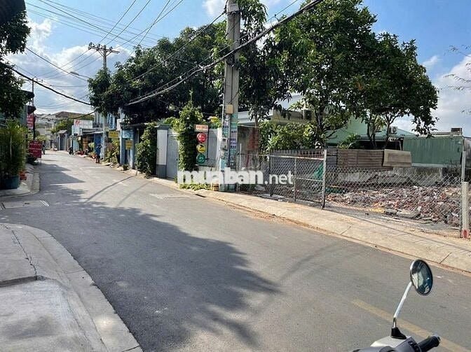 Bán gấp lô đất DT 210m² (8 x 30) full thổ, ngay KCN Phước Đông, SHR