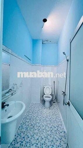 cho thuê nhà 2 lầu Cao đẳng điện lực Hẻm 5m