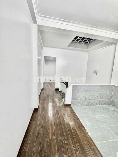 MẶT TIỀN KINH DOANH-TRUNG TÂM CẦU GIẤY - NHÀ ĐẸP Ở NGAY - ÔTÔ VÀO NHÀ