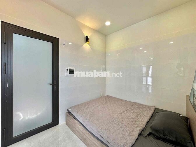 CHO THUÊ CH 1PN BALCON 50m2 MÁY GIẶT RIÊNG NGAY NƠ TRANG LONG