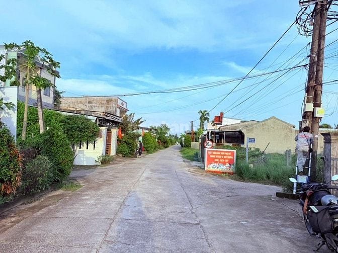 BÁN ĐẤT MẶT TIỀN VIEW SÔNG PHÍA NAM HÒA TIẾN GIÁ CHỈ 780TR