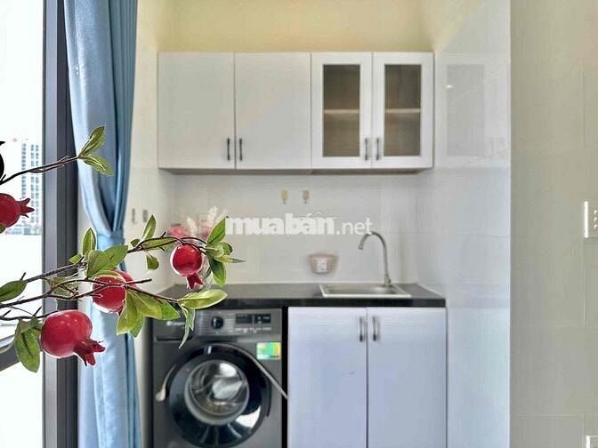 CHO THUÊ CH 1PN BALCON 50m2 MÁY GIẶT RIÊNG NGAY NƠ TRANG LONG