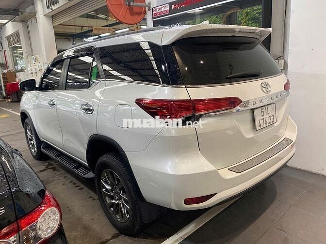 Toyota Fortuner 2024 máy xăng, 1 cầu, như mới