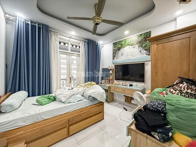 Bán nhà 4 tầng đúc BTCT kiên cố-gần Phan Xích Long-Phan Đăng Lưu