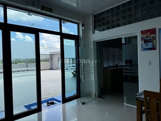 Cho thuê kho xưởng 7.500m2, mới đẹp tại Bến Lức Long An , PCCC tự động