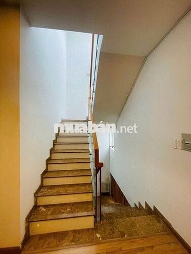 🏡 Cho Thuê Nhà HXH Đồng Đen_7x20m, 3 Lầu Nội Thất Cơ Bản, Máy Lạnh.