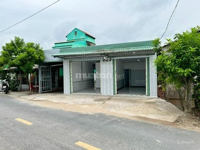 BÁN ĐẤT MẶT TIỀN ĐƯỜNG NHỰA TẶNG KIOT XÂY SẴN GIÁ 900 TRIỆU