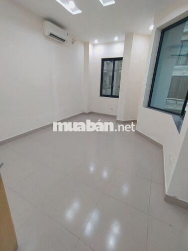 Nhà đường Trung Yên 11, Diện tích 80M x 5 tầng lô góc 2 mặt tiền