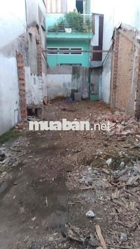 cần bán miếng đất trống ở hẻm 675 Trần Xuân Soạn