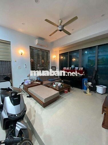 Bán nhà Cầu Diễn - 52m - 12.9 tỷ - ôtô vào nhà - dân xây - ở sướng Bán nhà Cầu Diễn - 52m - 12.9 tỷ - ôtô vào nhà - dân xây - ở sướng