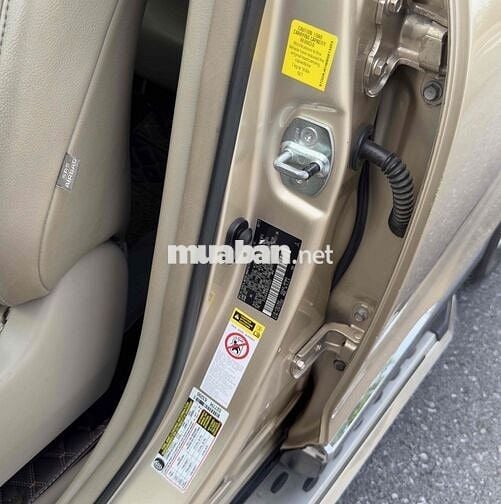 Toyota Highlander 2011 - 90000 km
