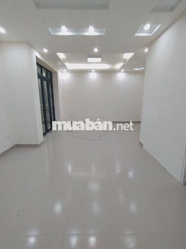 Nhà đường Trung Yên 11, Diện tích 80M x 5 tầng lô góc 2 mặt tiền
