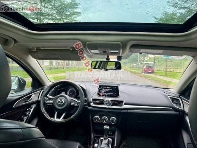 Mazda 3 1.5 AT 2017