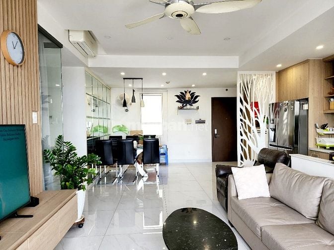 Chính chủ cho thuê căn hộ cao cấp Sunrise City View 