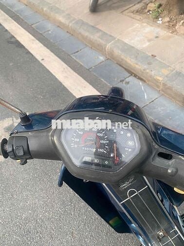 Xe Suzuki Best Thái 110cc màu xanh