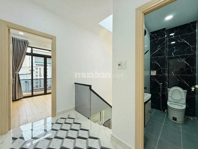 Bán nhà trung tâm Nguyễn Đình Chiểu, Q1 - Giá mềm chỉ 3TỶ890 - Hẻm 4M