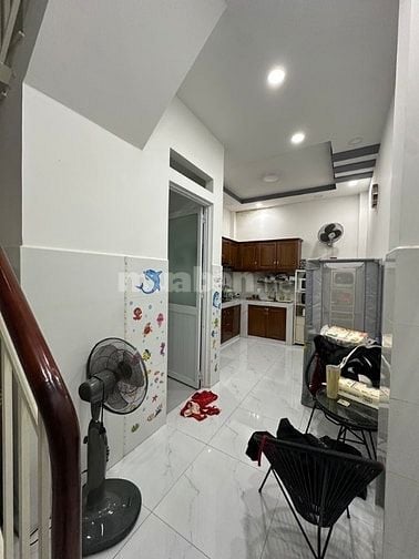 Cần bán gấp nhà quận5.  Để đi định cư nướcx ngoài 
