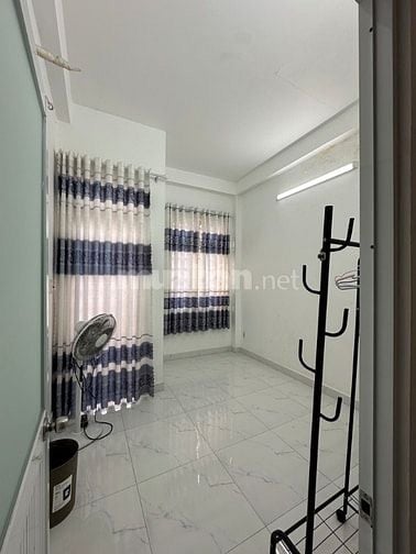 Cần bán gấp nhà quận5.  Để đi định cư nướcx ngoài 