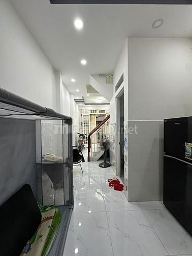 Cần bán gấp nhà quận5.  Để đi định cư nướcx ngoài 