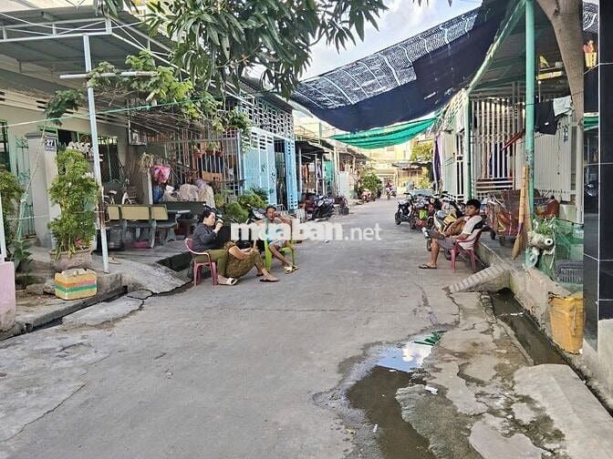 Chuyển định cư Sài Gòn cần bán nhà
