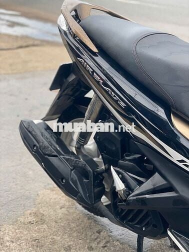 Xe máy Honda Air Blade Deluxe Edition 2013