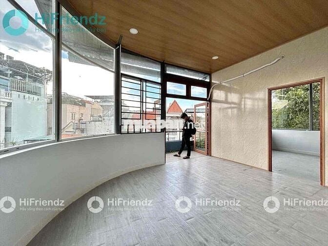 CHO THUÊ 2PN RỘNG 40M2 FULL NT NHÀ THANG MÁY NGAY SÂN BAY GIÁP PNHUAN
