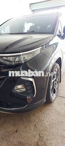 Hyundai Custin 2.0T 2024, đen, đã sử dụng.