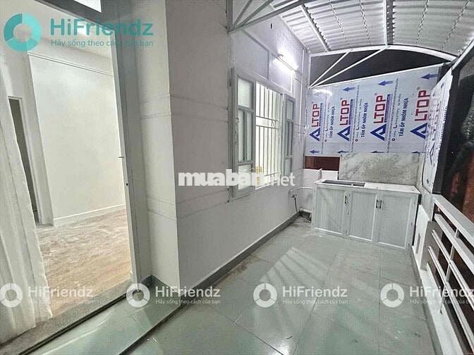 STUDIO BAN CÔNG TÁCH BẾP FULL NỘI THẤT MỚI XÂY GẦN BỜ KÈ HOÀNG SA