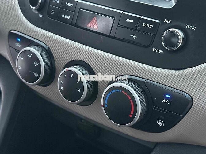 Hyundai Grand i10 2019 1.2 BASE - 98000 km