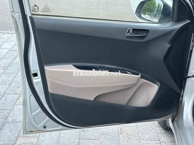 Hyundai Grand i10 2019 1.2 BASE - 98000 km