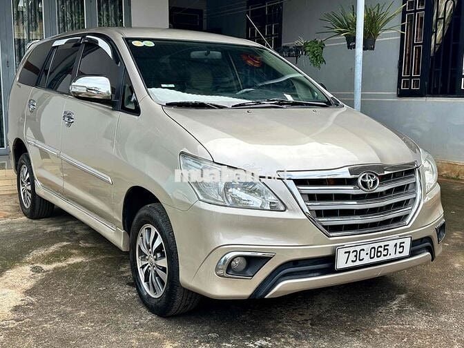 TOYOTA INNOVA 2016 MT