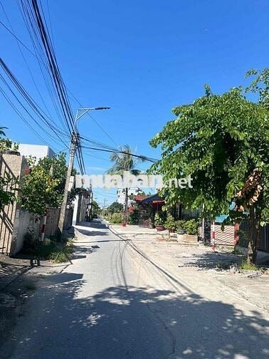 Chủ gửi bán mảnh đất, có 1 nhà 2 tầng và 2 phòng trọ thu nhập 1 tháng