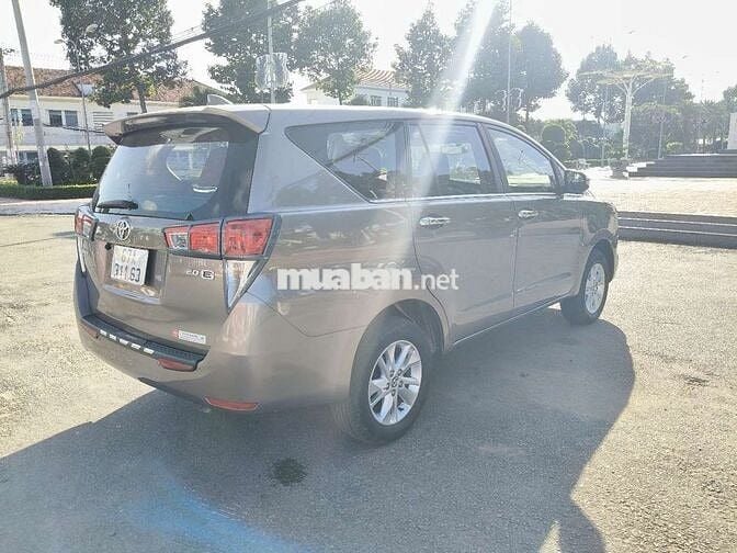 Innova 2019 - 93000 km