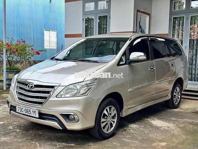 TOYOTA INNOVA 2016 MT