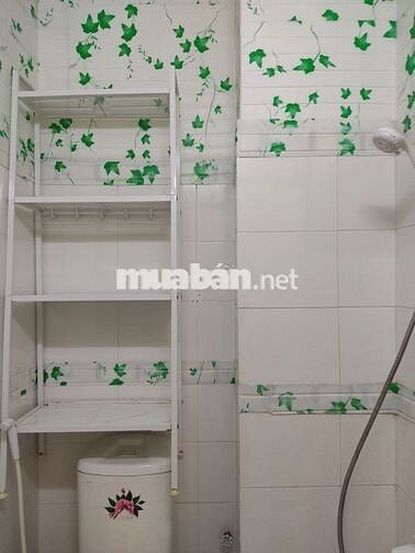 PHÒNG MÁY LẠNH GẦN CÔNG VIÊN LÊ THỊ RIÊNG Q10