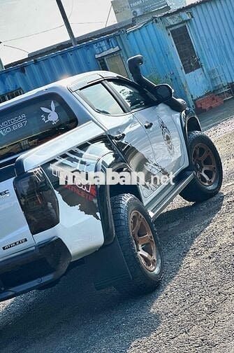Mitsubishi Triton 2021 Athlete 2 Cầu Số Tự Động