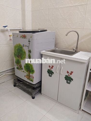 PHÒNG MÁY LẠNH GẦN CÔNG VIÊN LÊ THỊ RIÊNG Q10