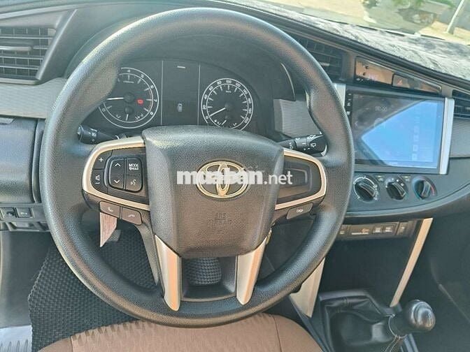 Innova 2019 - 93000 km