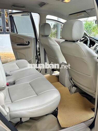 TOYOTA INNOVA 2016 MT