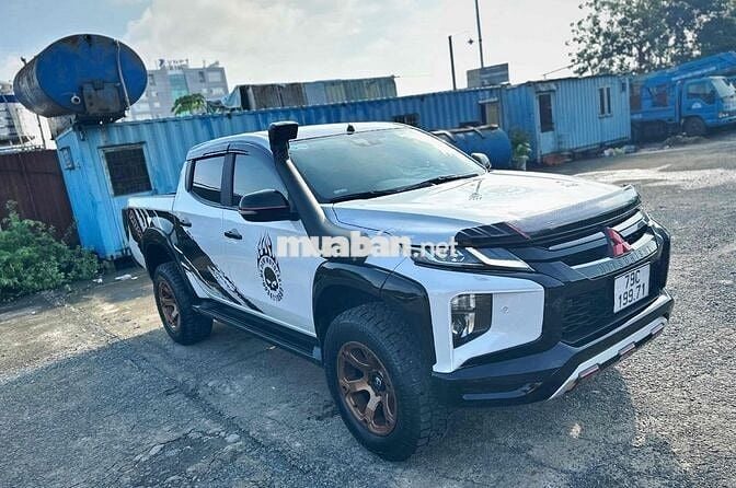 Mitsubishi Triton 2021 Athlete 2 Cầu Số Tự Động