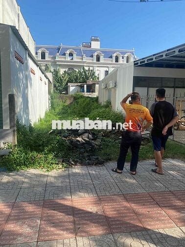 Đất mặt tiền Điện Biên Phủ sau chợ Bà Tô 85m2 chính chủ