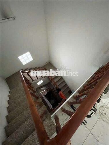 NHÀ MẶT TIỀN LÊ LƯ ( 6,4m x 27m) TÂN PHÚ VỊ TRÍ TRUNG TÂM