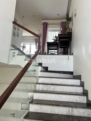 Bán nhà biệt thự Khang Điền Merita đường Liên Phường Q9 gần chợ 155m2