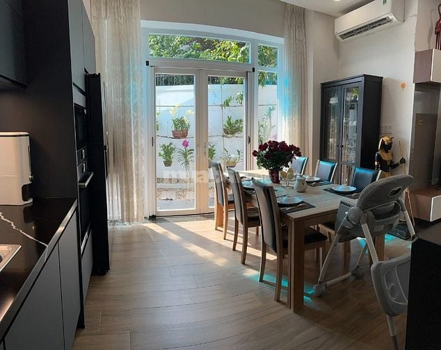 Bán nhà biệt thự Khang Điền Merita đường Liên Phường Q9 gần chợ 155m2