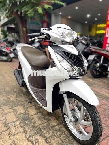 Xe máy Honda Vision 2016 màu trắng