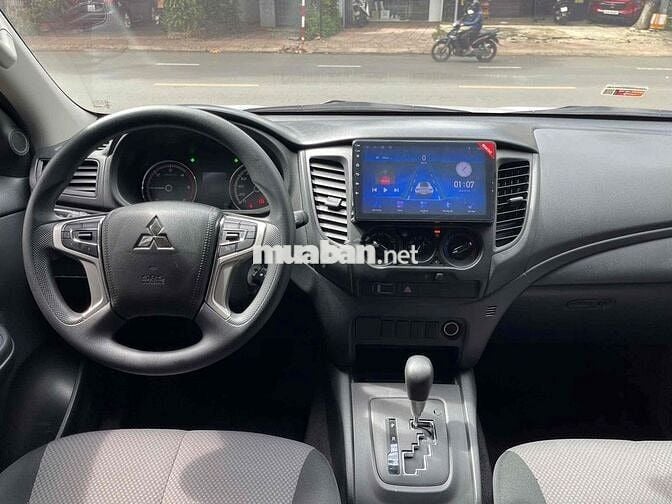 Mitsubishi Triton 2021 - 20000 km