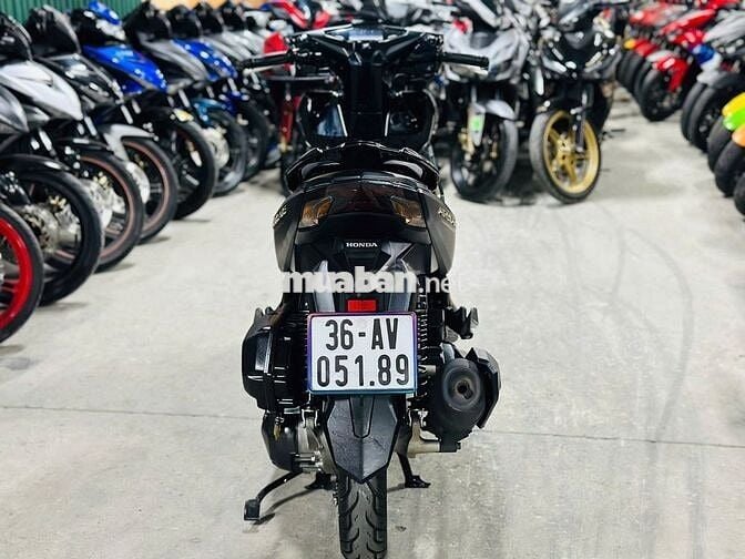 XE MÁYTHANH TÙNG_AIR BLADE 125 ĐEN NHÁM 4VAL 2025