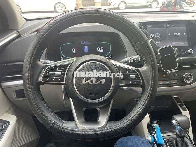 BÁN GẤP KIA CARENS 2023 MẪU MỚI TỰ ĐỘNG